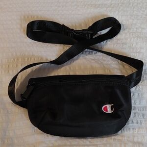 🌸2X Host Pick🌸NWOT CHAMPION NYLON BELT BAG